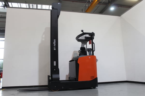 Schubmaststapler Toyota RRE200H (BJ: 2022)