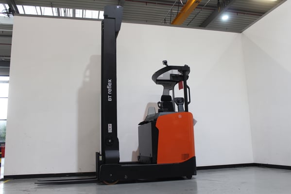 Schubmaststapler Toyota RRE200H (BJ: 2022)