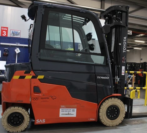 Elektro 4 Rad-Stapler Toyota 9FBM25T (BJ: 2022)