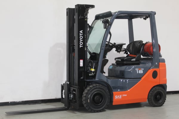 Treibgasstapler Toyota 02-8FGF18 (BJ: 2022)