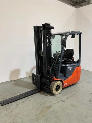 Elektro 3 Rad-Stapler Toyota 8FBE15T (BJ: 2023)