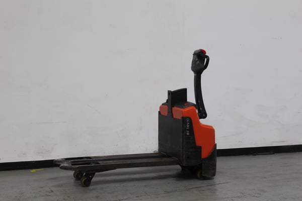 Elektrischer Niederhubwagen Toyota LWI160 (BJ: 2023)