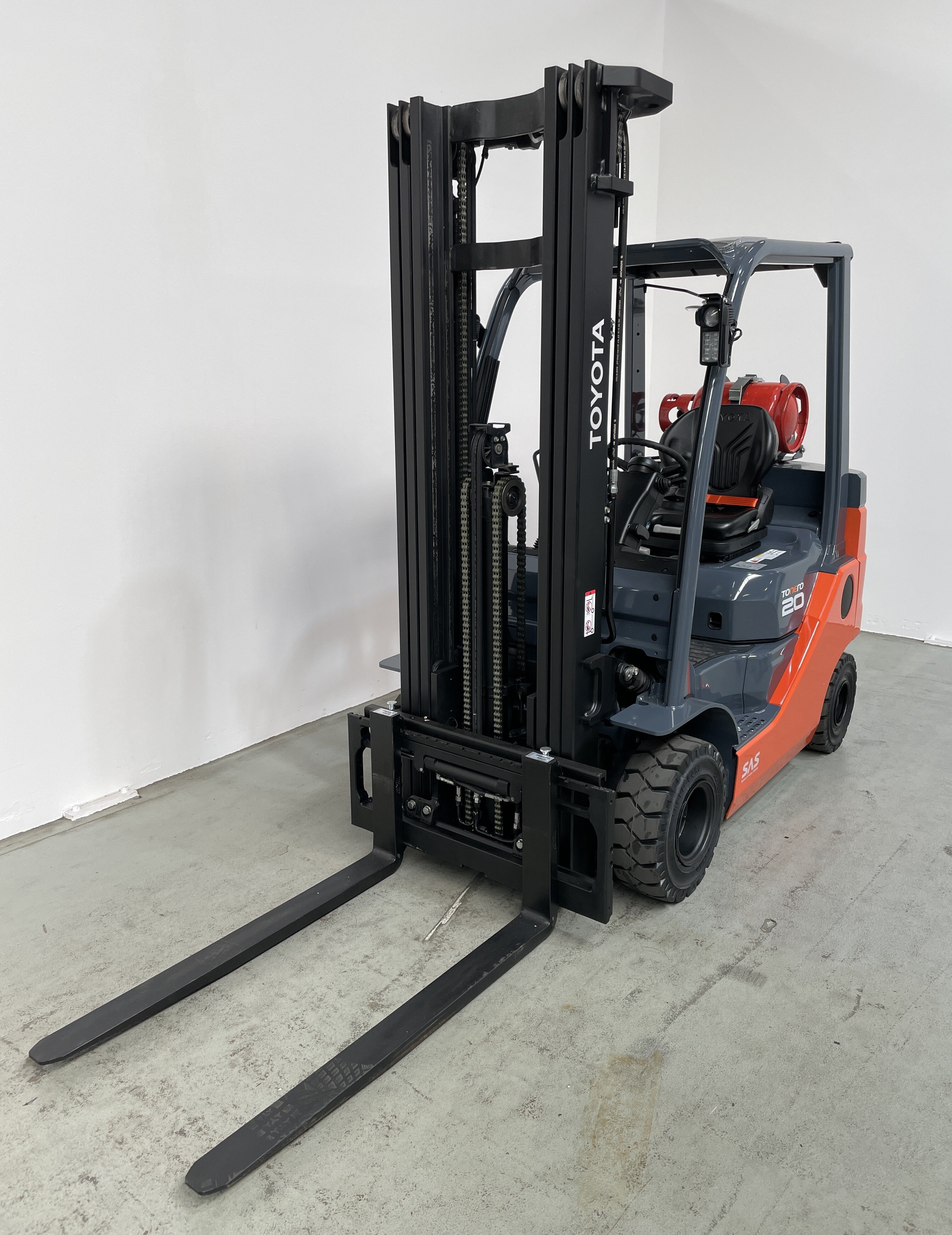 Treibgasstapler Toyota 02-8FGKF20 (BJ: 2023)