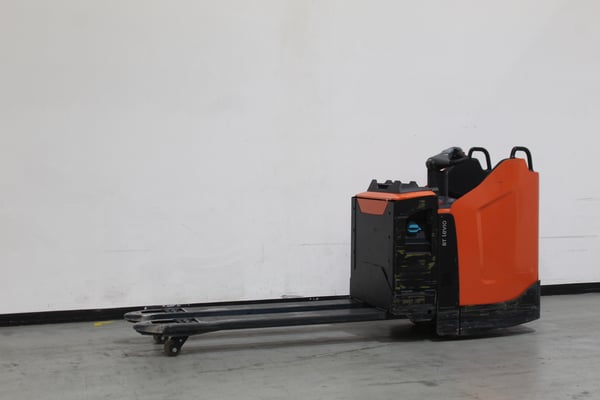 Elektrischer Niederhubwagen Toyota LPE250 (BJ: 2023)