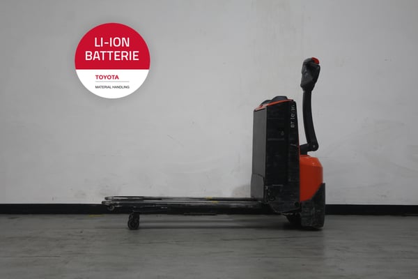 Elektrischer Niederhubwagen Toyota LWE140 (BJ: 2023)