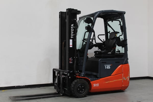 Elektro 3 Rad-Stapler Toyota 8FBEK16T (BJ: 2023)