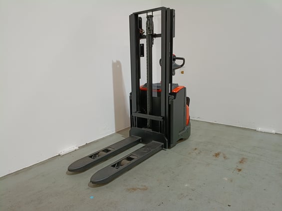 Elektrischer Hochhubwagen Toyota SWE120 (BJ: 2023)