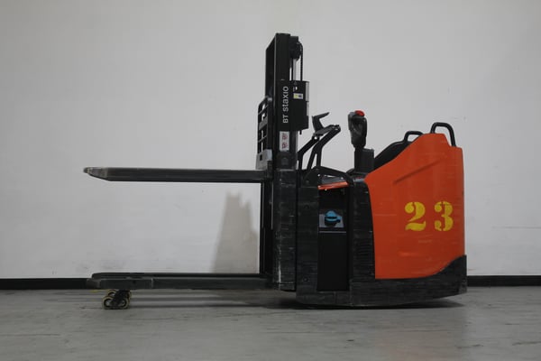 Elektrischer Hochhubwagen Toyota SPE200D (BJ: 2023)