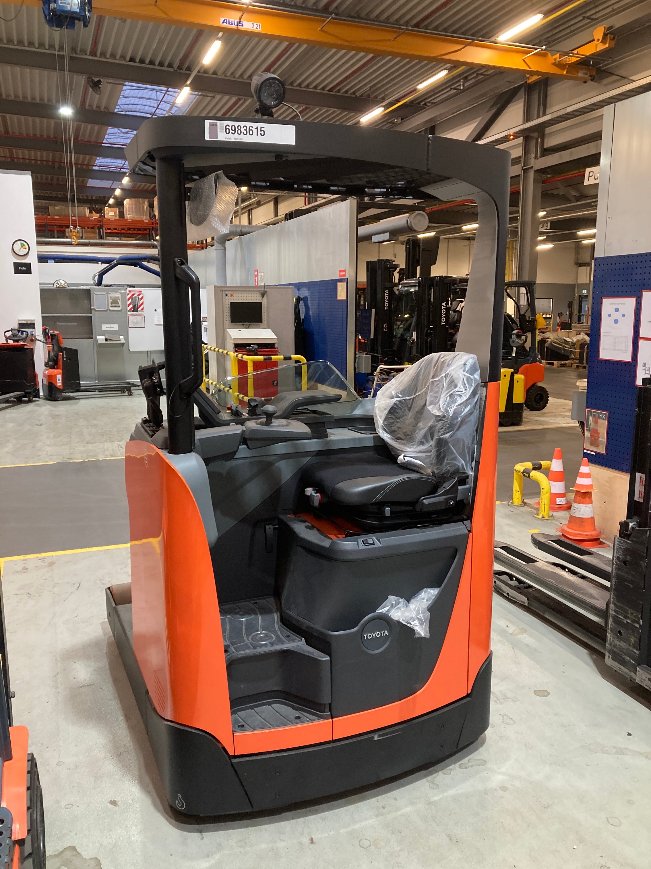 Schubmaststapler Toyota RRE140H (BJ: 2023)