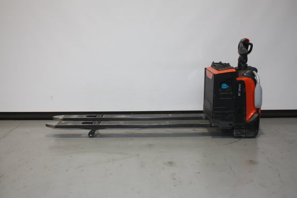 Elektrischer Niederhubwagen Toyota LPE250 (BJ: 2023)