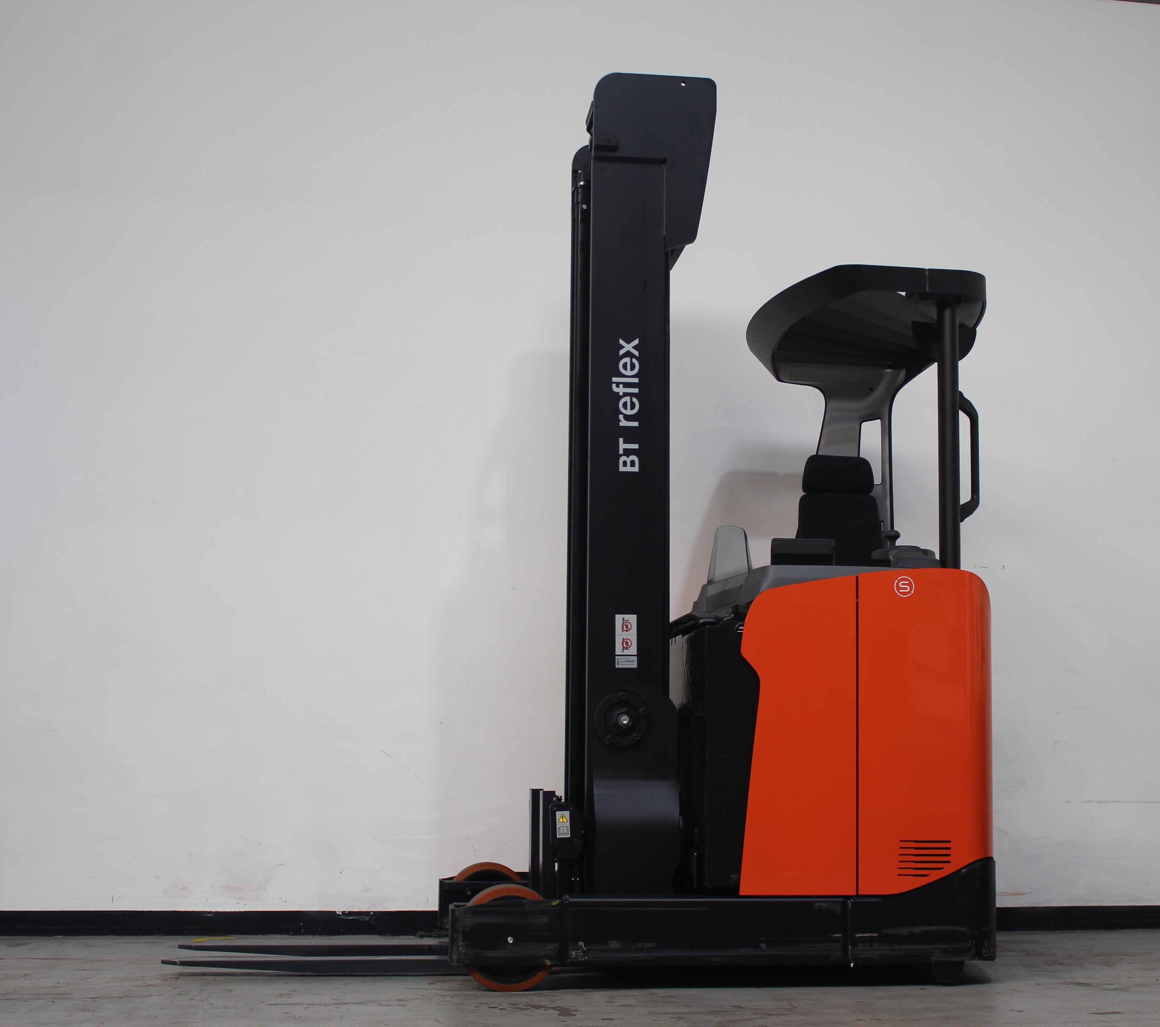 Schubmaststapler Toyota RRE140HE (BJ: 2023)
