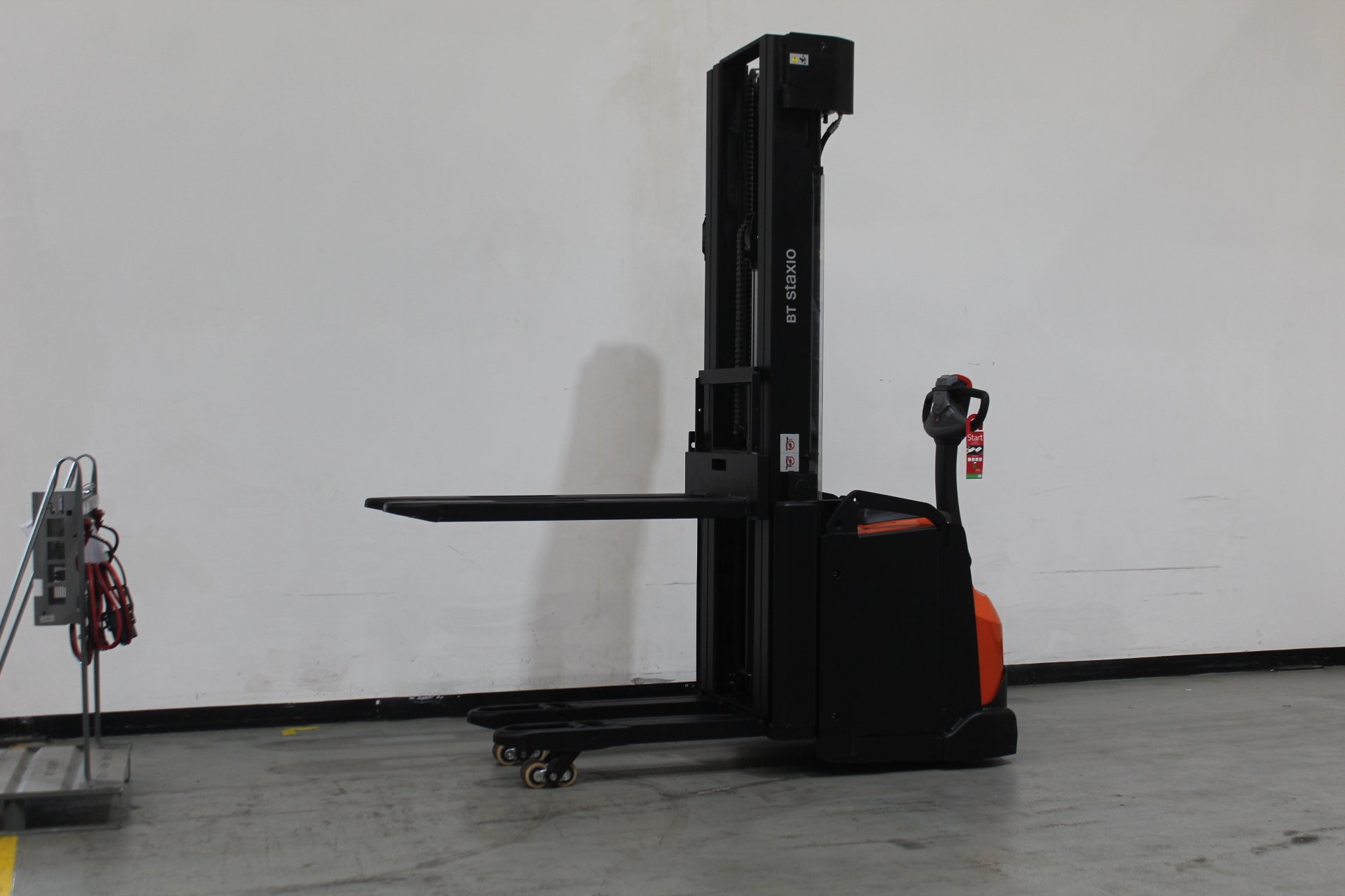 Elektrischer Hochhubwagen Toyota SWE160L (BJ: 2023)