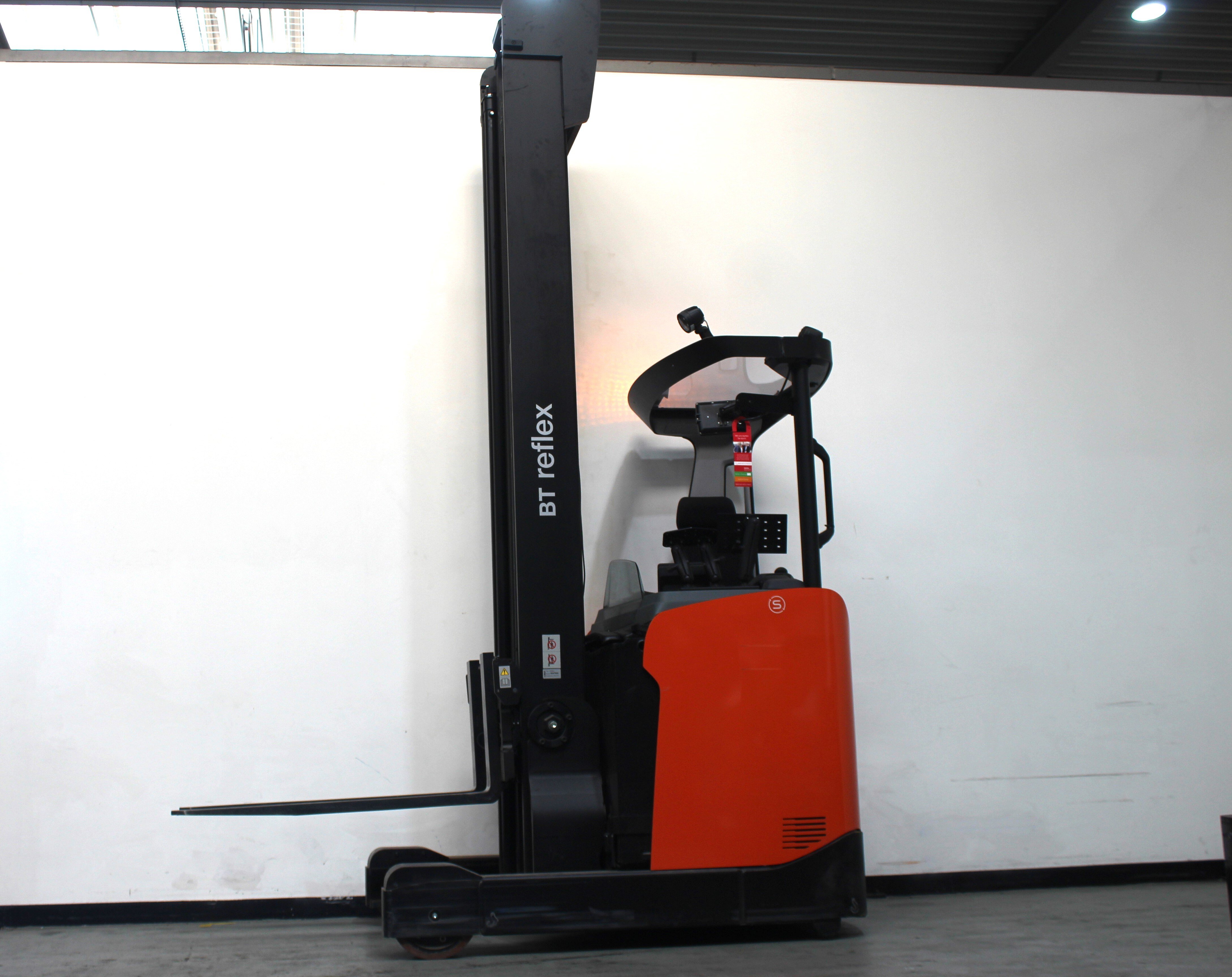 Schubmaststapler Toyota RRE160H (BJ: 2023)