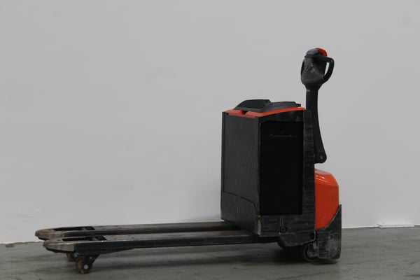 Elektrischer Niederhubwagen Toyota LWE200 (BJ: 2024)