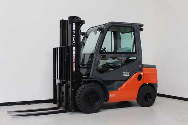 Dieselstapler Toyota 56-8FD30F (BJ: 2024)