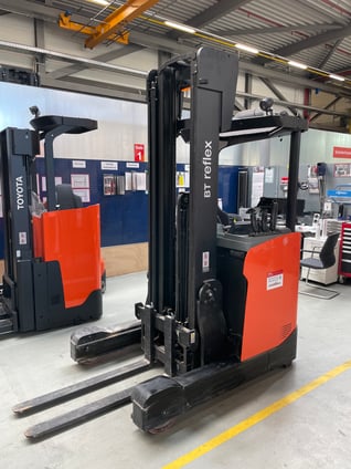 Schubmaststapler Toyota RRE160H (BJ: 2024)