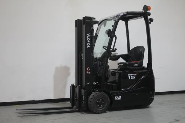 Elektro 3 Rad-Stapler Toyota 8FBE15T (BJ: 2024)