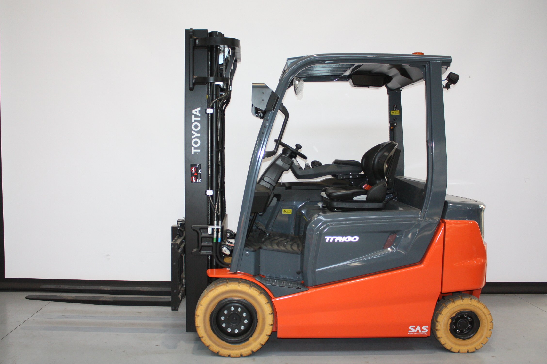 Elektro 4 Rad-Stapler Toyota 9FBM30T (BJ: 2024)