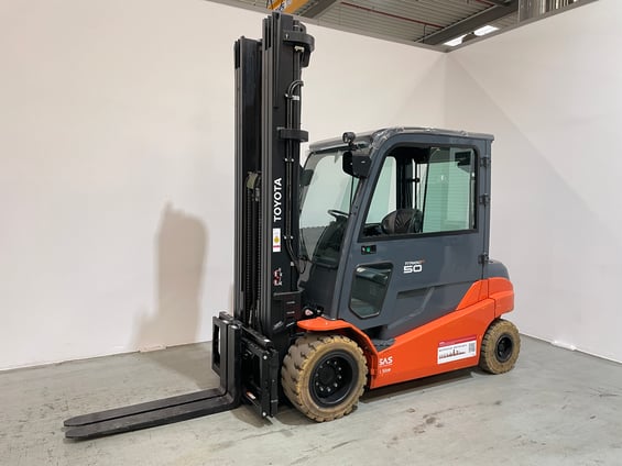 Elektro 4 Rad-Stapler Toyota 8FBMT50 (BJ: 2024)