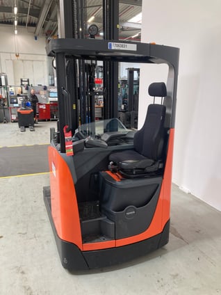 Schubmaststapler Toyota RRE160H (BJ: 2024)