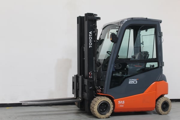 Elektro 4 Rad-Stapler Toyota 8FBM20T (BJ: 2024)