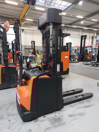 Elektrischer Hochhubwagen Toyota SWE160L (BJ: 2024)