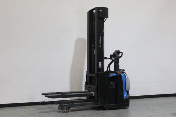 Elektrischer Hochhubwagen Toyota SPE160L (BJ: 2024)