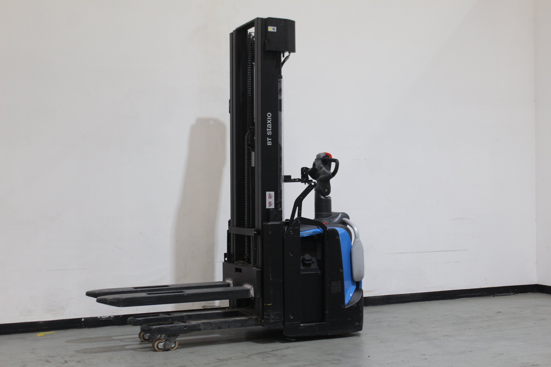 Elektrischer Hochhubwagen Toyota SPE160L (BJ: 2024)