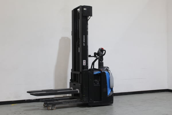 Elektrischer Hochhubwagen Toyota SPE160L (BJ: 2024)