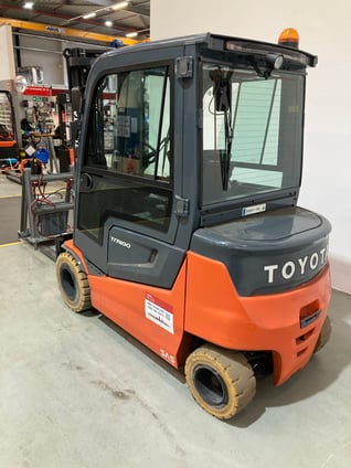 Elektro 4 Rad-Stapler Toyota 9FBM35T (BJ: 2024)