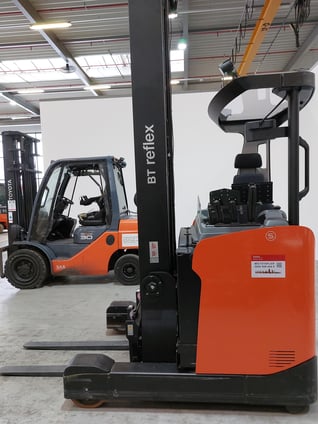 Schubmaststapler Toyota RRE160H (BJ: 2024)