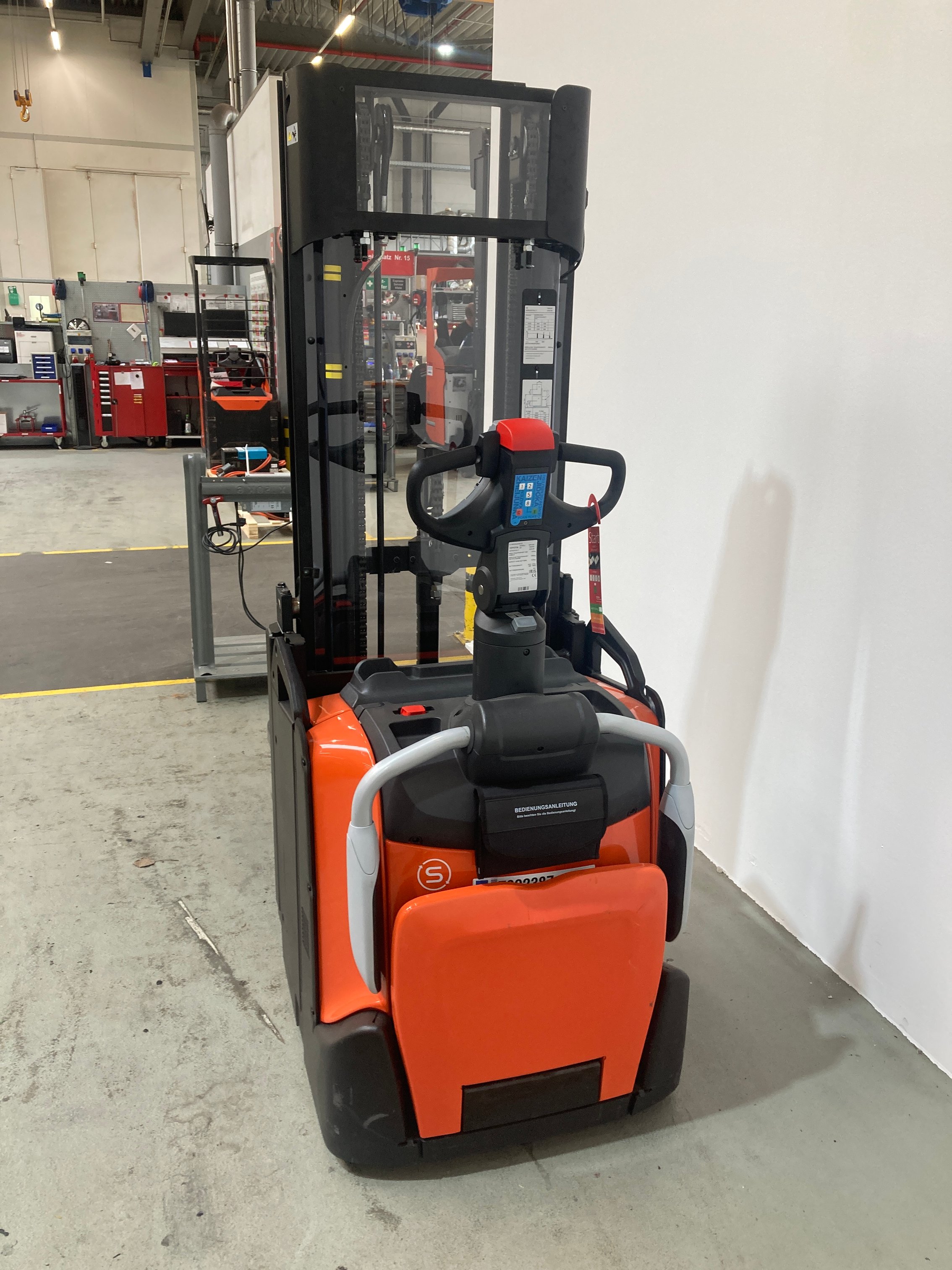 Elektrischer Hochhubwagen Toyota SPE120L (BJ: 2024)