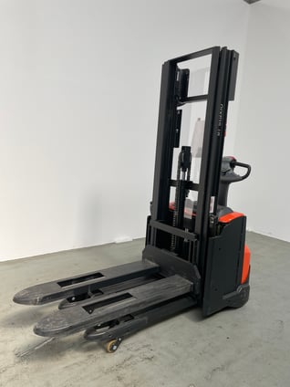 Elektrischer Hochhubwagen Toyota SWE120L (BJ: 2025)