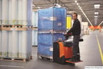 Elektrischer Niederhubwagen Niederhubwagen mit Plattform mieten (BJ: 2024)